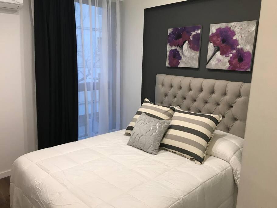 Suite In San Telmo Dormitorio En Suite Con Dos Banos Y Balcon A La Calle Buenos Aires Kültér fotó
